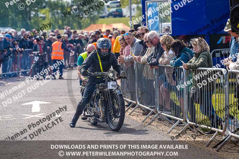 Vintage motorcycle club;eventdigitalimages;no limits trackdays;peter wileman photography;vintage motocycles;vmcc banbury run photographs